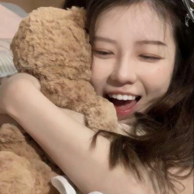 橱窗里的兔子先生 海报